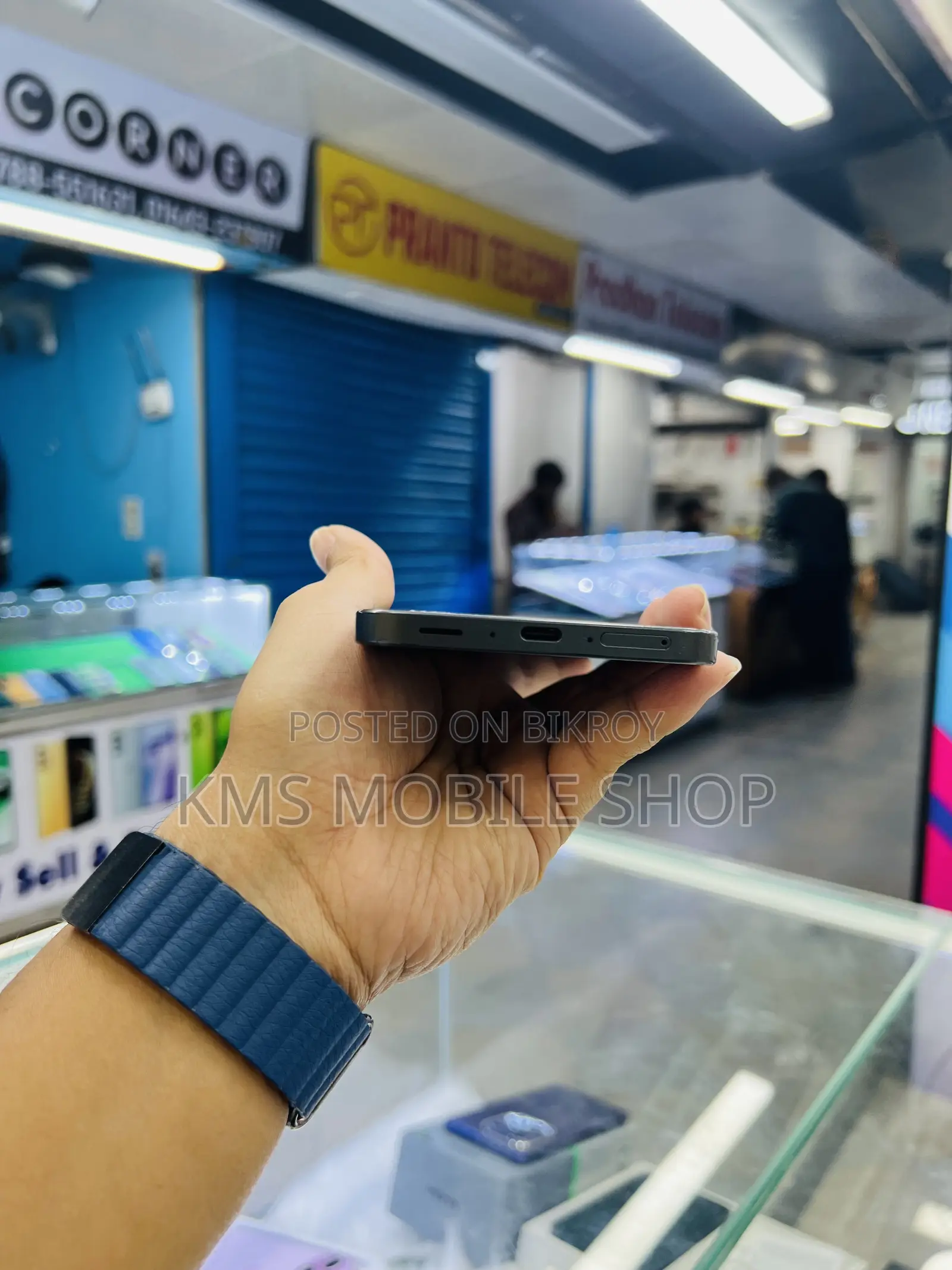 স্যামসাং গ্যালাক্সি এ৩৬ ১২৮ জিবি কালো