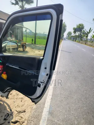 Toyota HiAce SV Premium 2013 Pearl