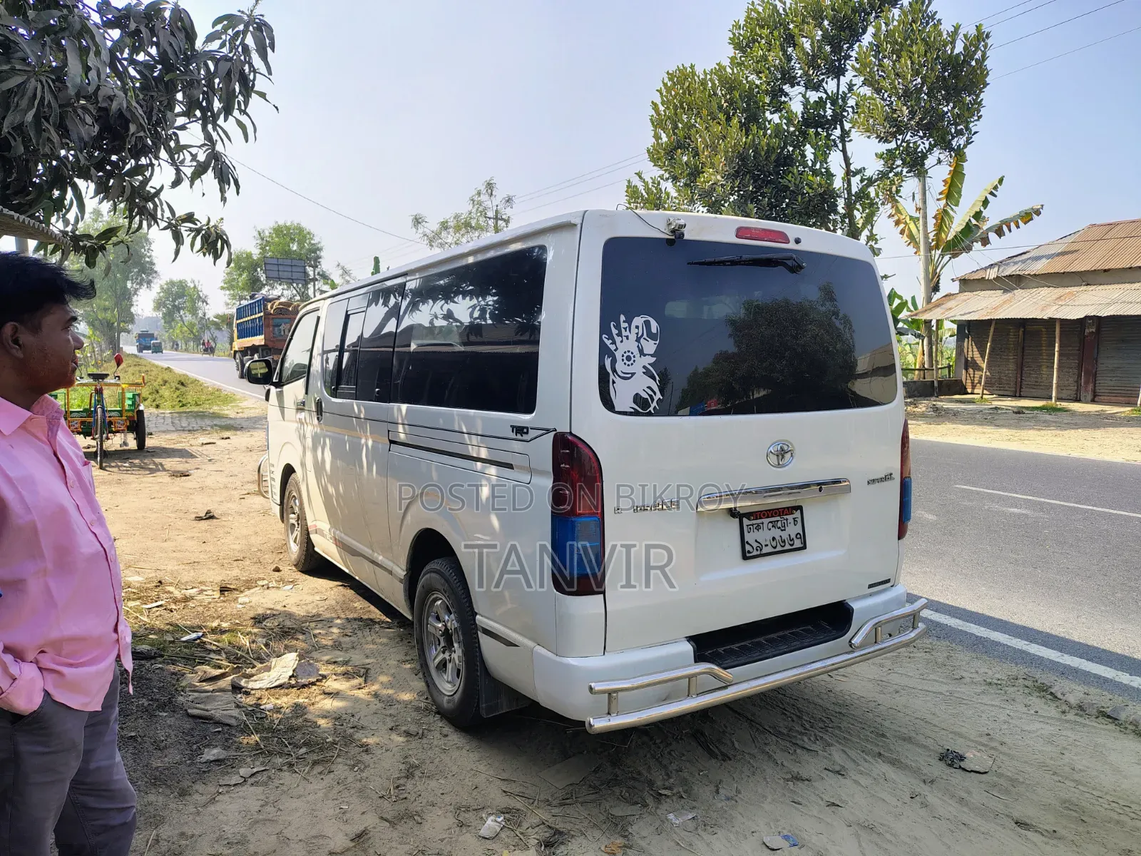 Toyota HiAce SV Premium 2013 Pearl