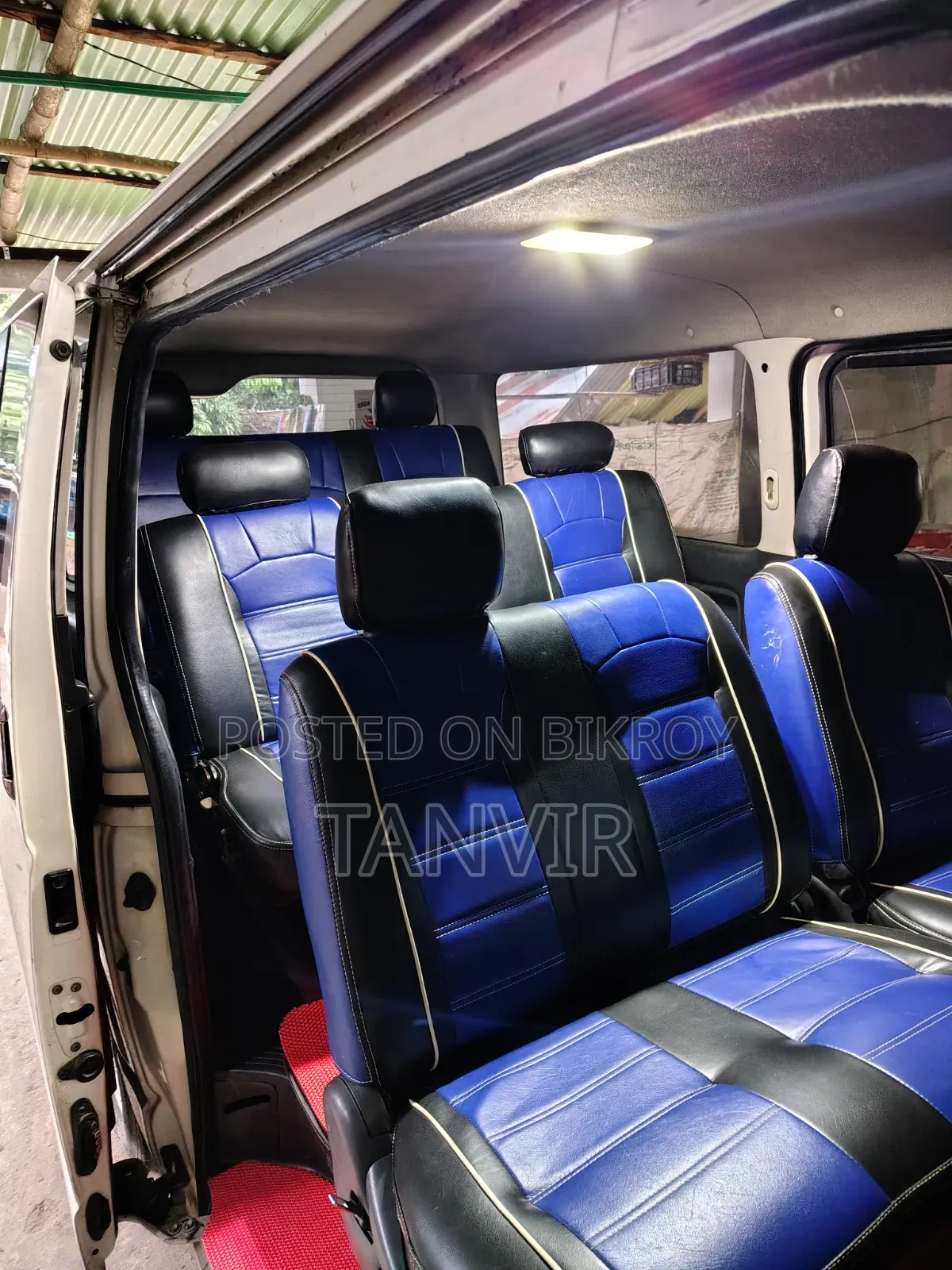 Toyota HiAce SV Premium 2013 Pearl