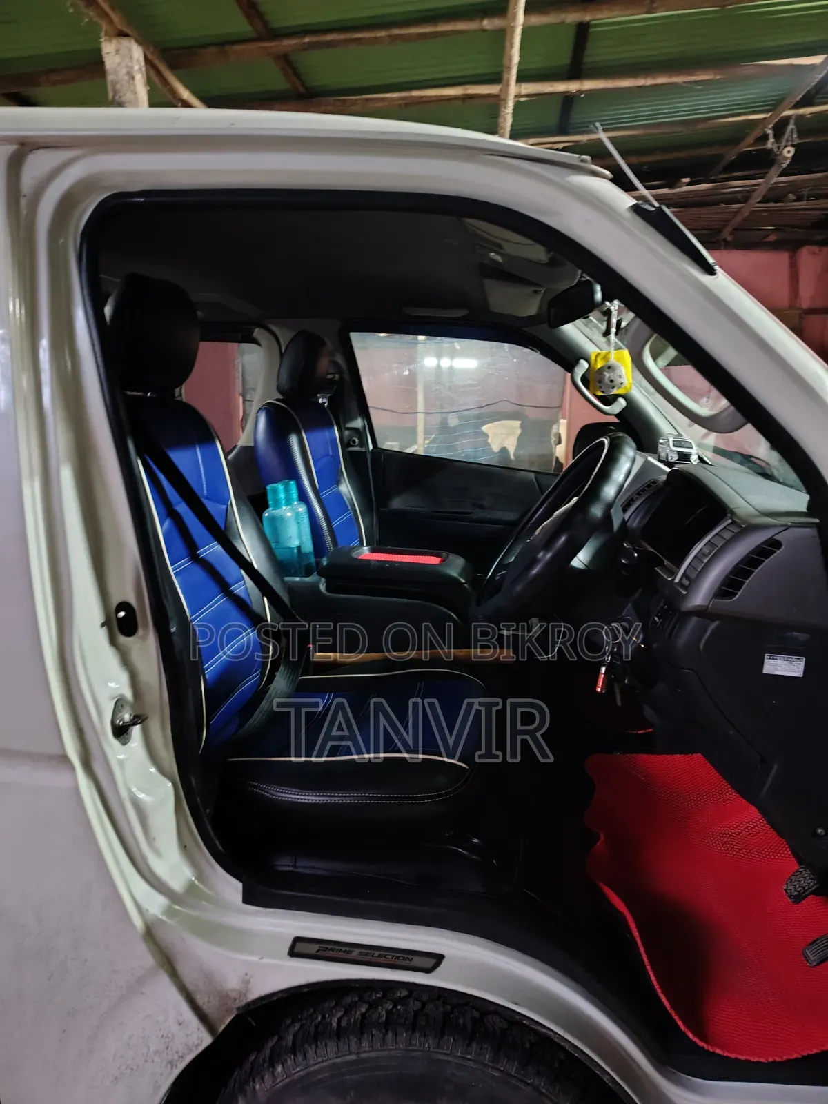 Toyota HiAce SV Premium 2013 Pearl