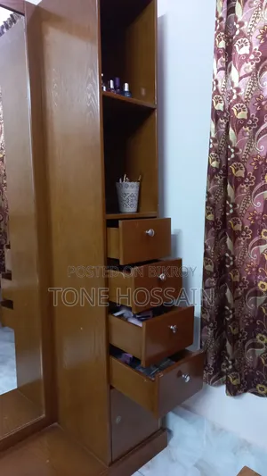 Vanity Stand/Dressing Stand
