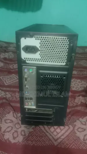 Gigabyte GA-H110MSTX-HD3-ZK 8GB Intel Core I5 HDD+SSD 750GB