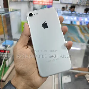 Apple 32 GB Silver