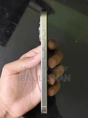 Apple iPhone 16 Pro 128 GB Gray