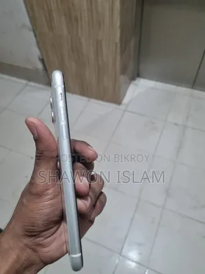 Apple iPhone 11 128 GB White
