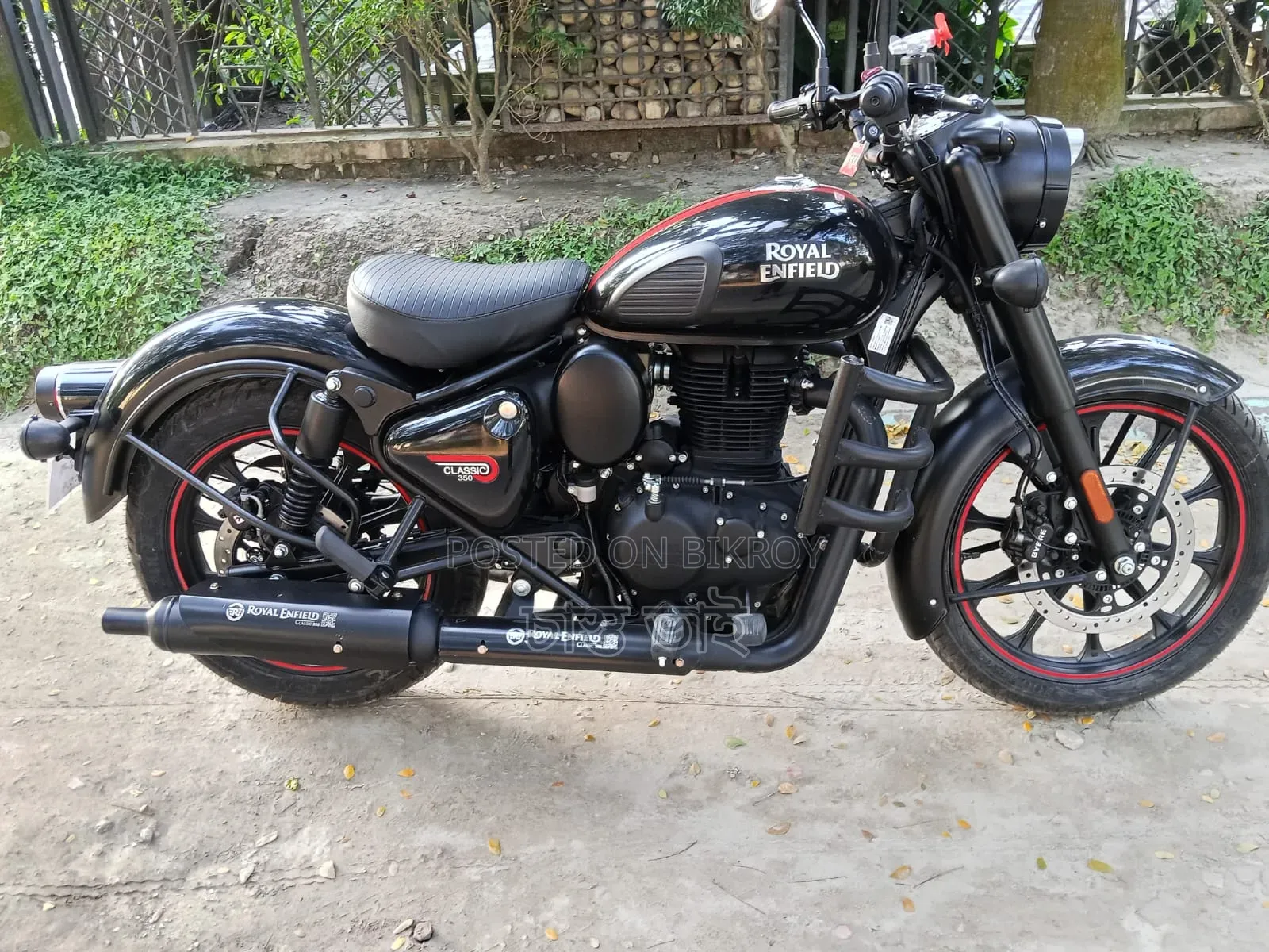 Royal Enfield Classic 350 2025 Black