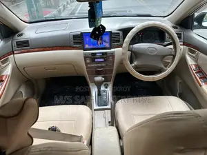 Toyota Corolla 2005 White
