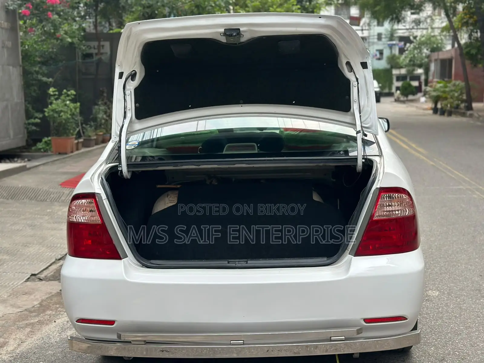 Toyota Corolla 2005 White