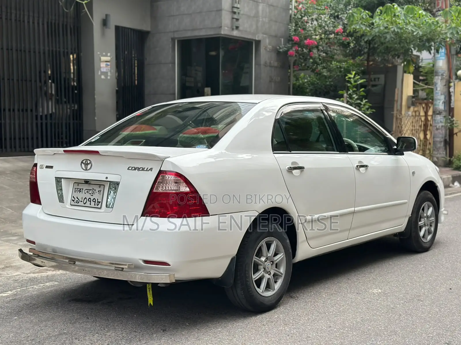 Toyota Corolla 2005 White