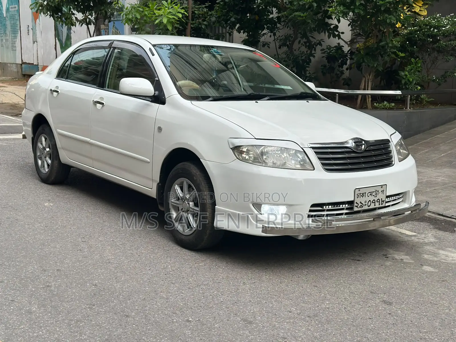 Toyota Corolla 2005 White