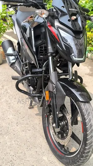 হোন্ডা এক্স-ব্লেড ১৬০ ২০২১ ব্ল্যাক