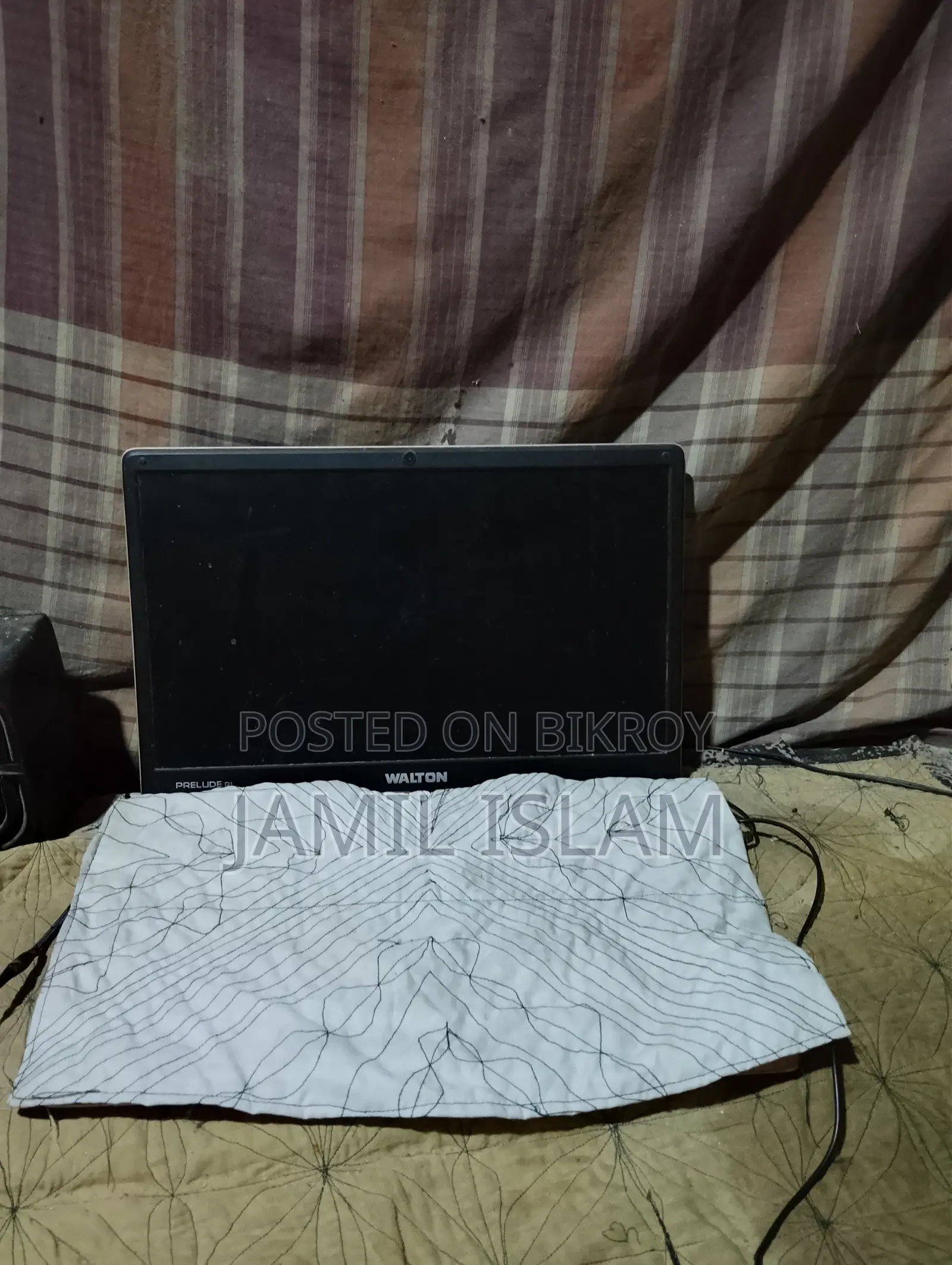 Laptop 3XS 15.3 4GB Intel Celeron SSD 128GB