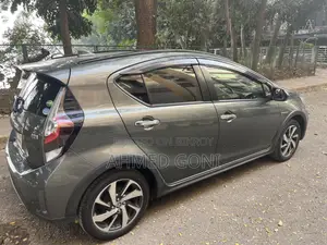 Toyota Aqua 2020 Green