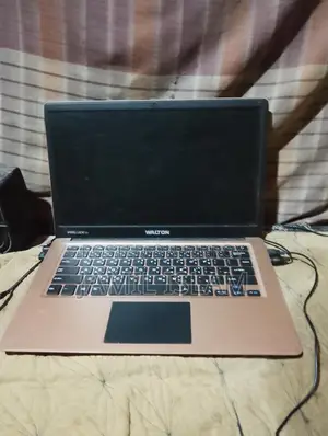 Laptop 3XS 15.3 4GB Intel Celeron SSD 128GB