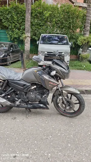 টিভিএস ২০১৫ গ্রে