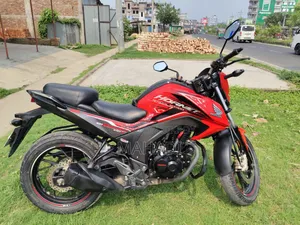 Honda Hornet 2021 Red