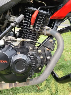 Honda Hornet 2021 Red