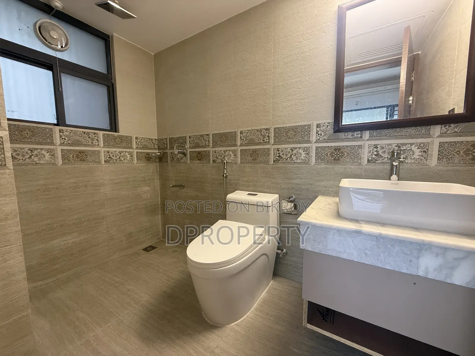 3-Bedroom Apartment in Basundhara for rent