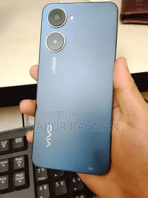 Vivo Y03 64 GB Silver