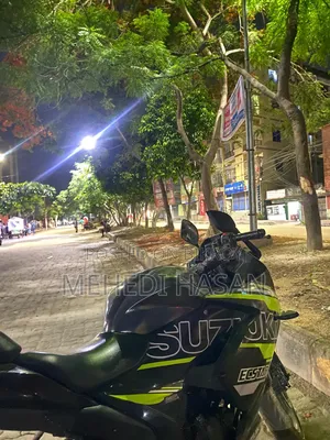 Suzuki Bike 2023 Black
