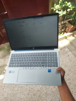 Laptop HP 250 G10 8GB Intel Core I5 SSD 500GB