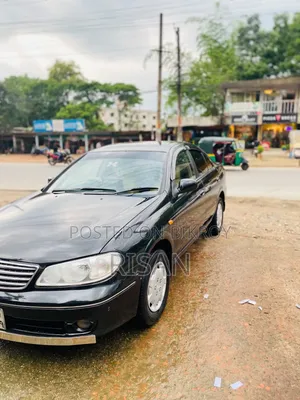 Nissan Sunny 2006 Black