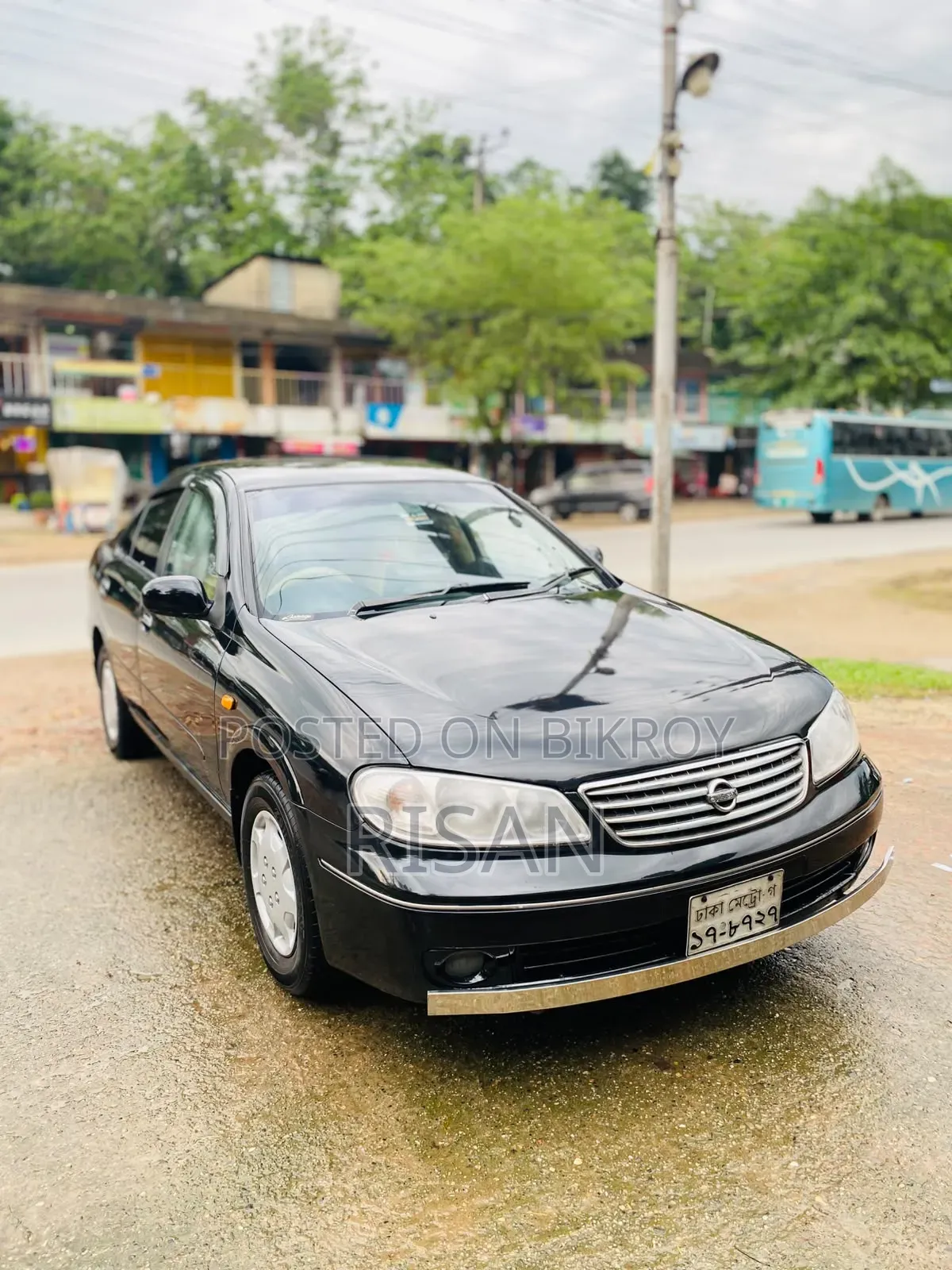 Nissan Sunny 2006 Black