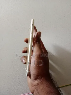 Apple iPhone 6s 64 GB Rose Gold