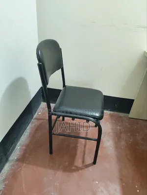 Home/Office Visitor Chair Foam and Leather