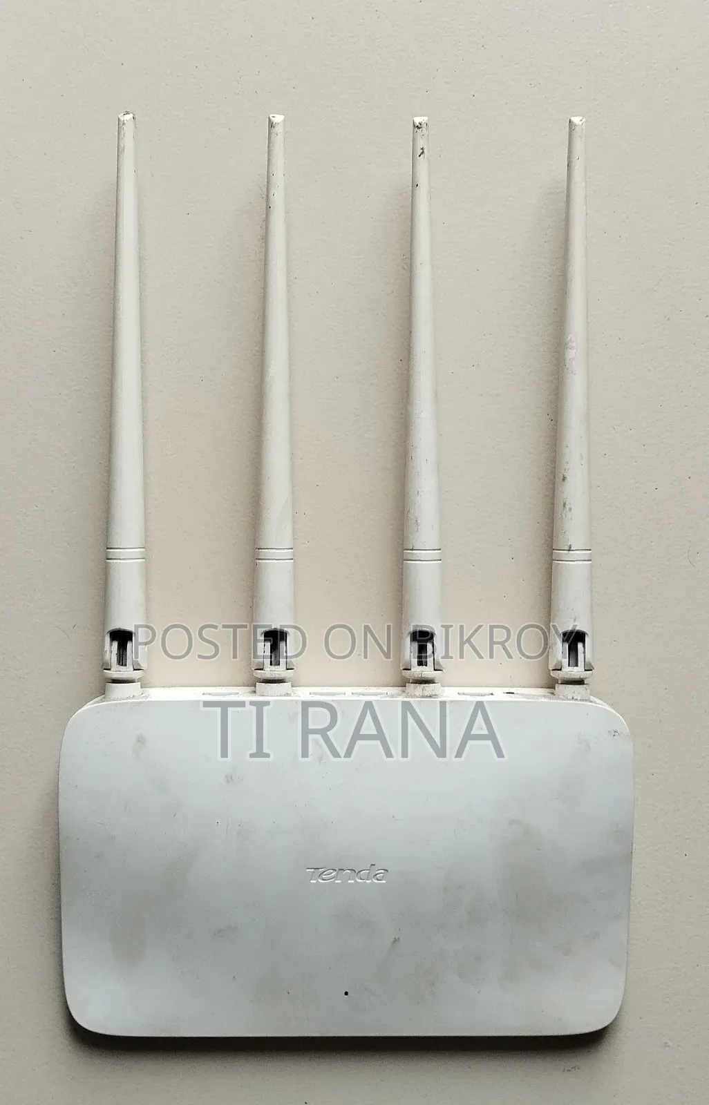 Tenda F6 Router