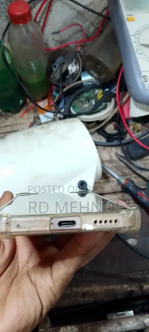Vivo Y200 128 GB Rose Gold