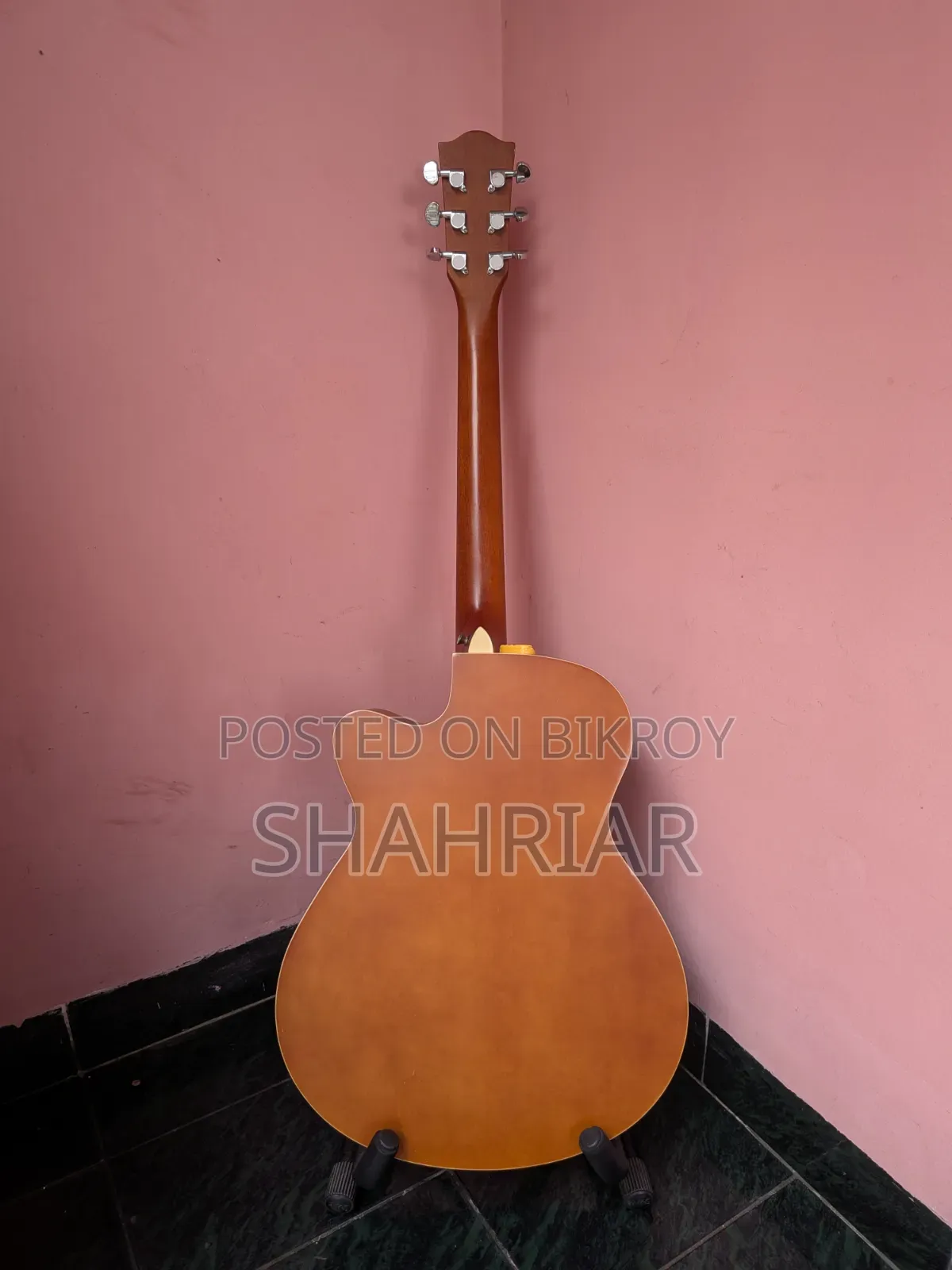 Emeryla Guitar