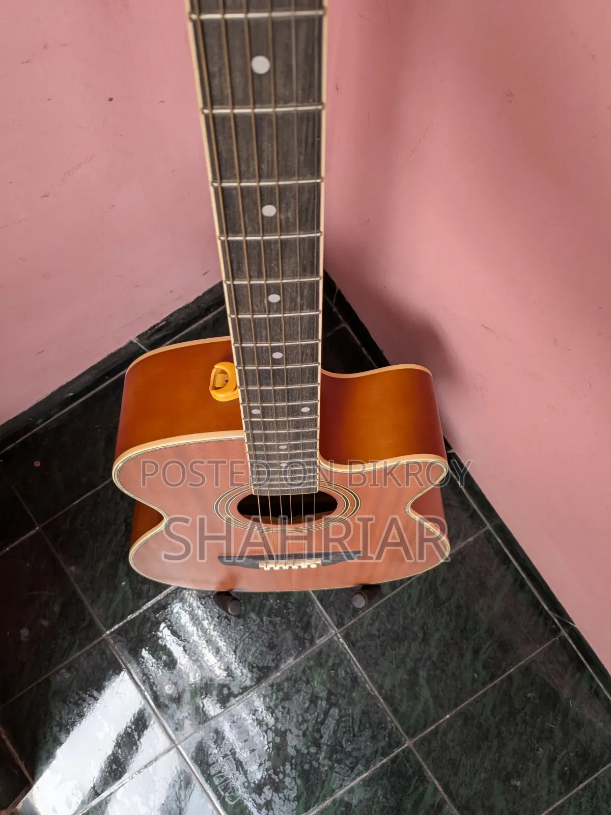 Emeryla Guitar