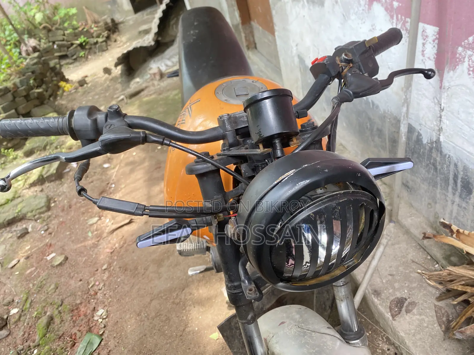 TVS Raider 125 2025 Orange