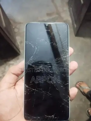 Itel P40 64 GB Blue