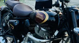 Royal Enfield Classic 350 2024 Red