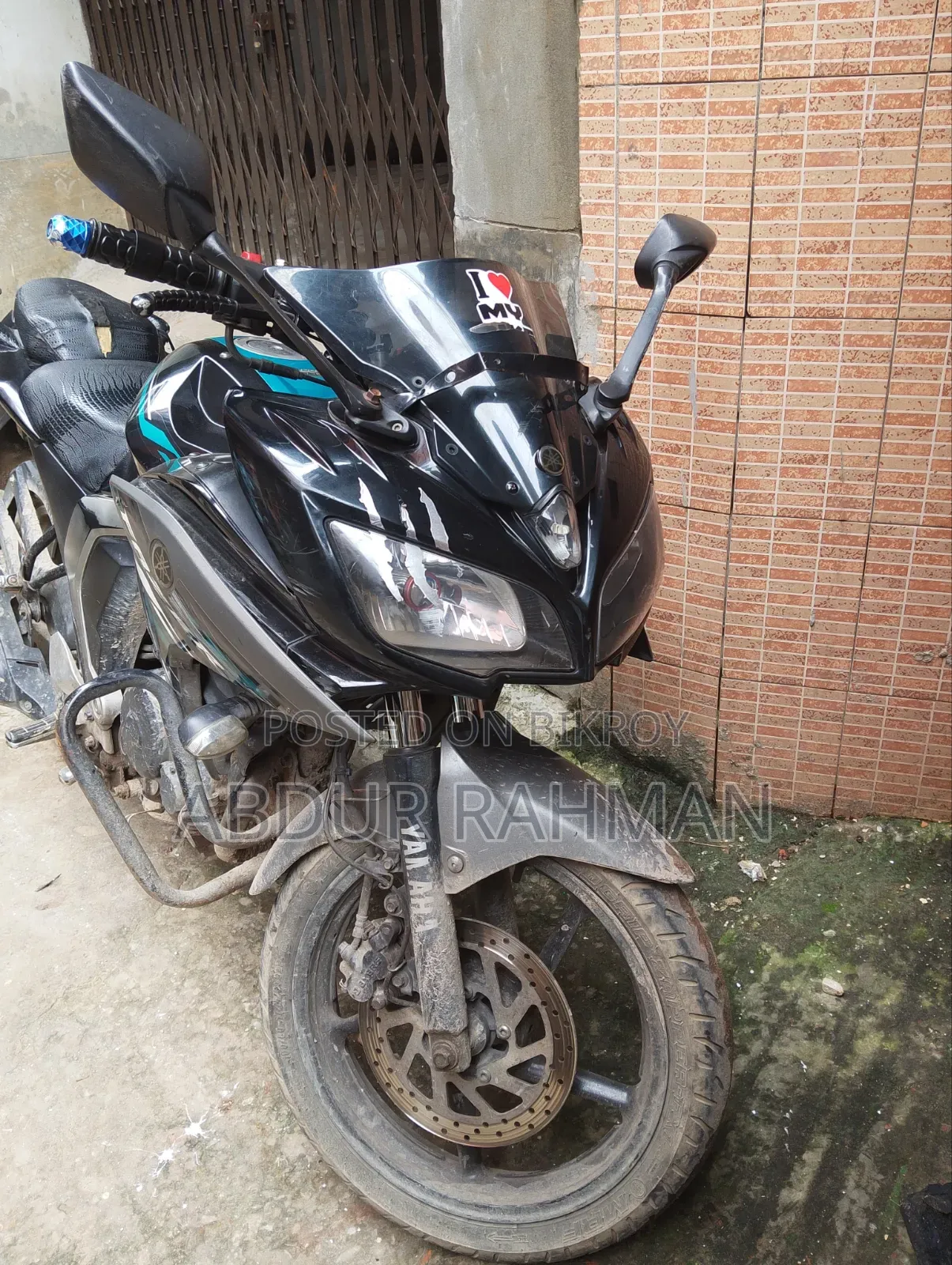 Yamaha 2019 Black