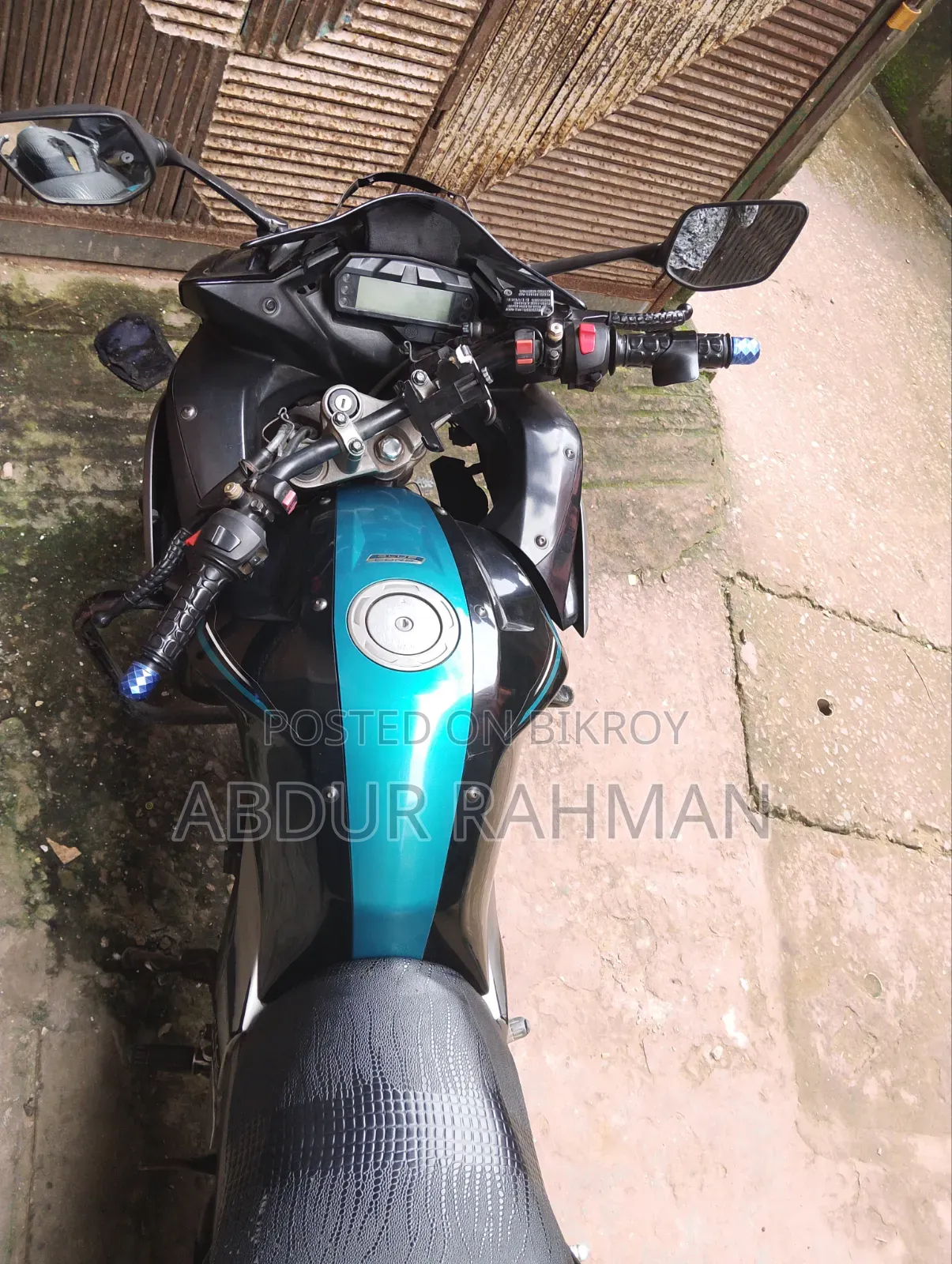 Yamaha 2019 Black