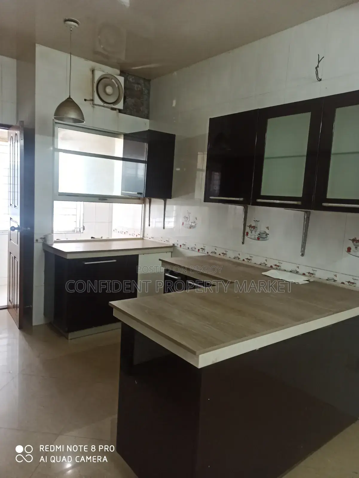 4-bedroom Apartment in Gulshan for Rent