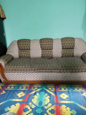 A good quality three-piece sofa set