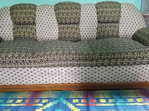 A good quality three-piece sofa set