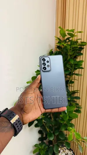 Samsung Galaxy A73 5G 128 GB