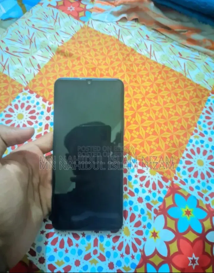 Itel A200+ 64 GB Purple