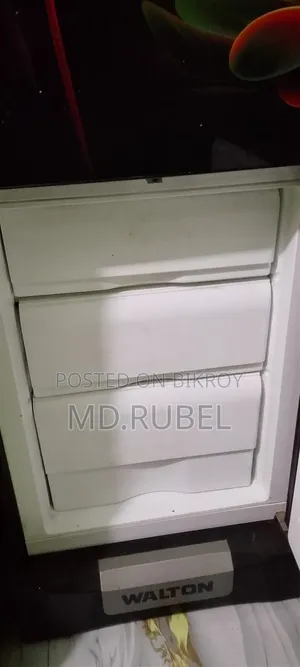 Fridge is in brand new condition
