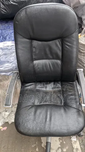 In fairly good condition, you can come and check it