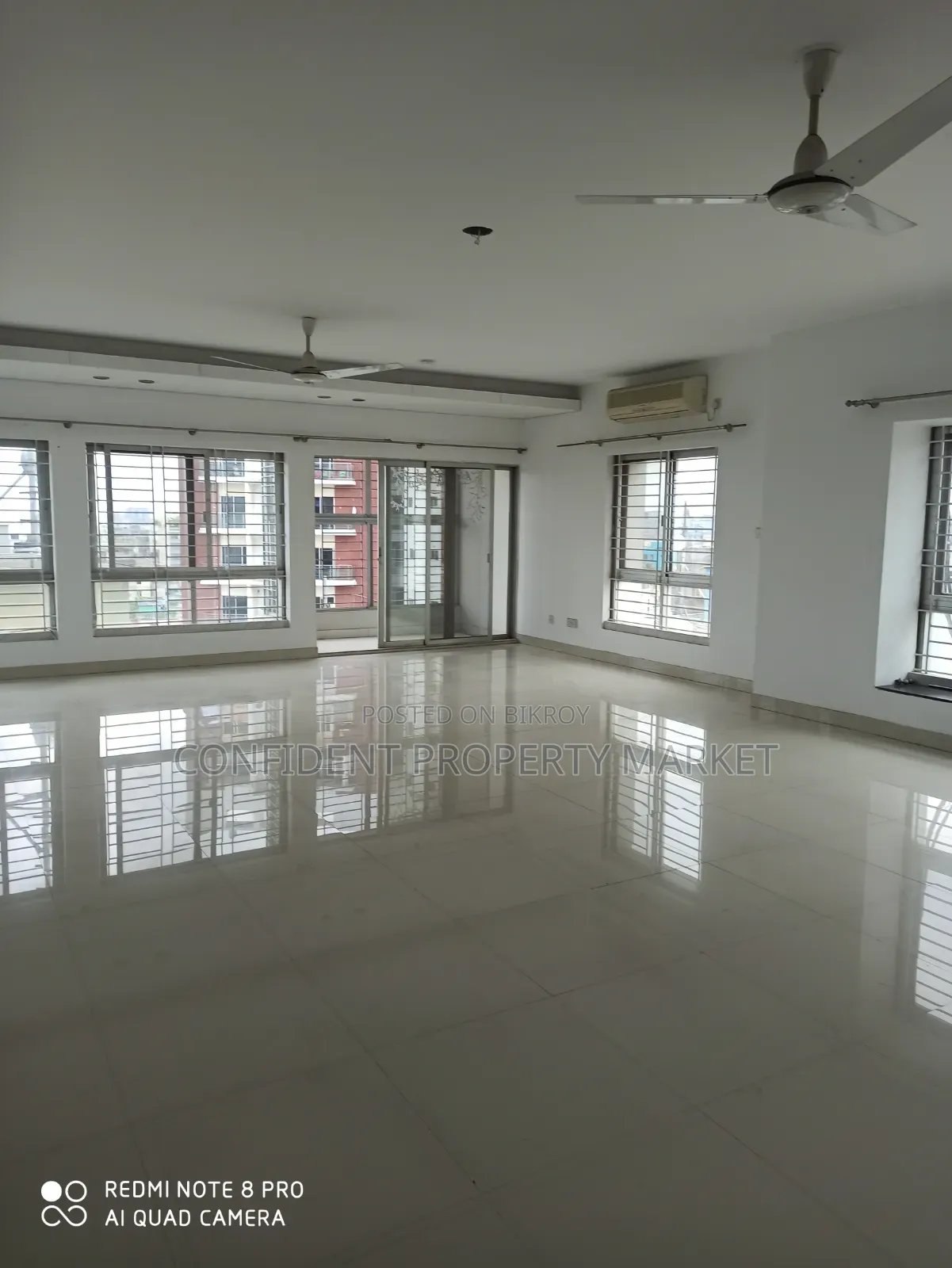4-bedroom Apartment in Gulshan for Rent