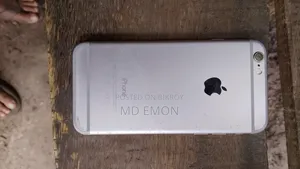 অ্যাপল আইফোন ৬ ৬৪ জিবি সাদা