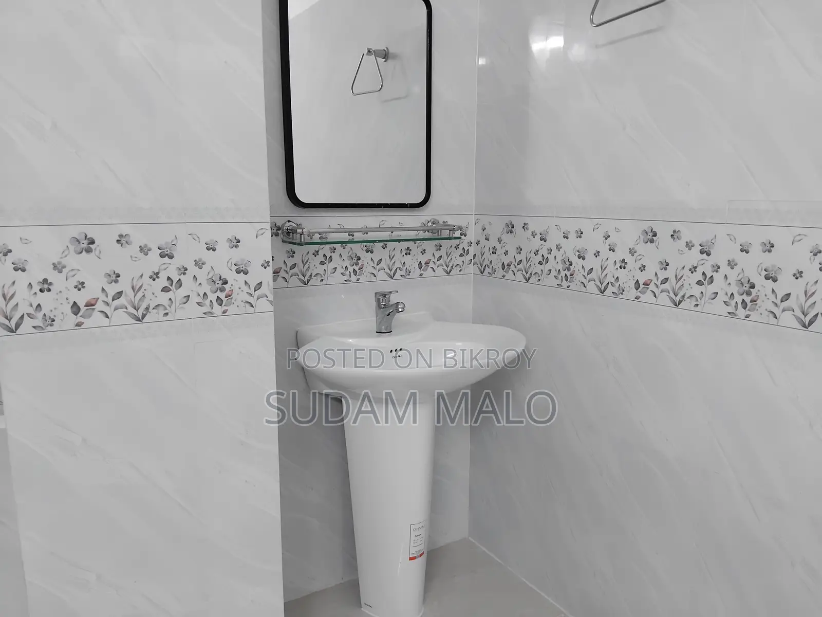 4-bedroom Apartment in Uttara for sale