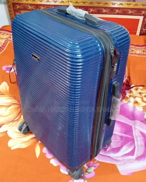 Unused second-hand trolley bag
